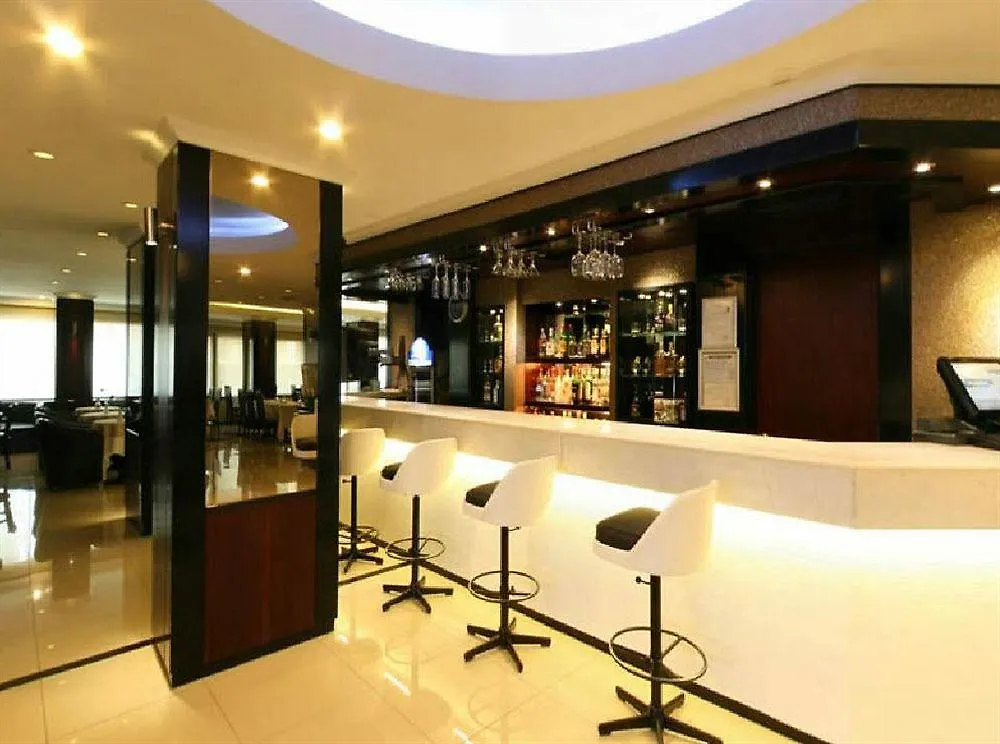 Aksan Hotel İzmir