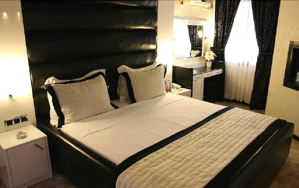 Aksan Hotel Izmir