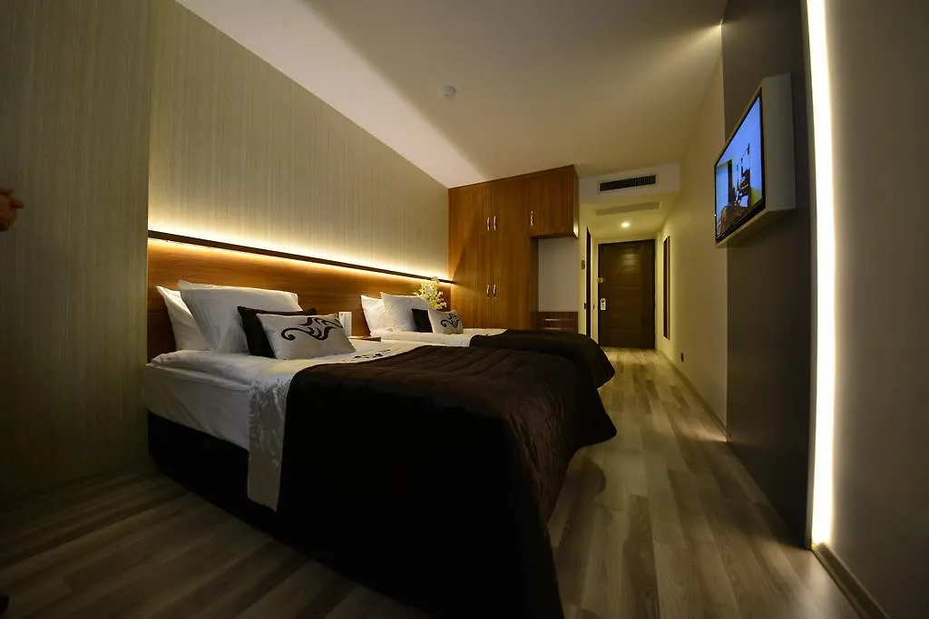 Aksan Hotel İzmir
