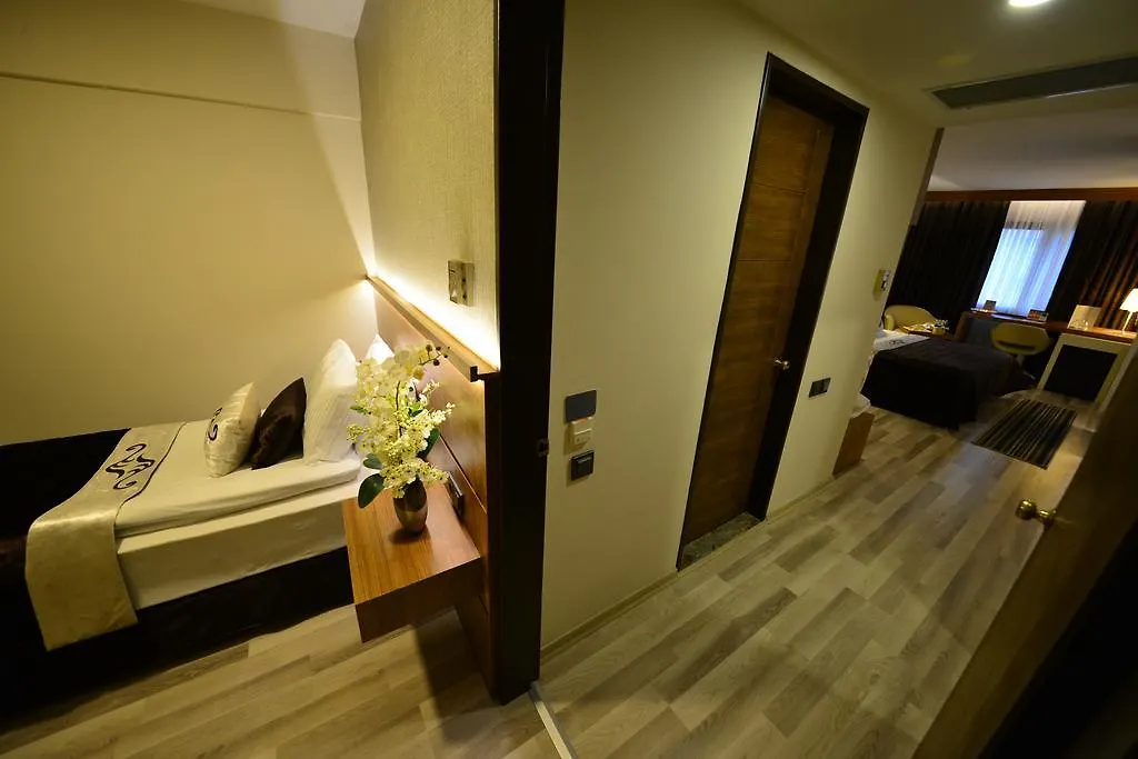 Aksan Hotel İzmir