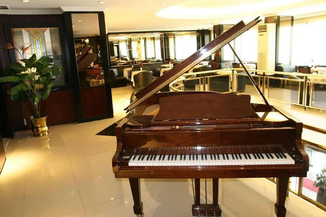 Aksan Hotel İzmir Türkiye
