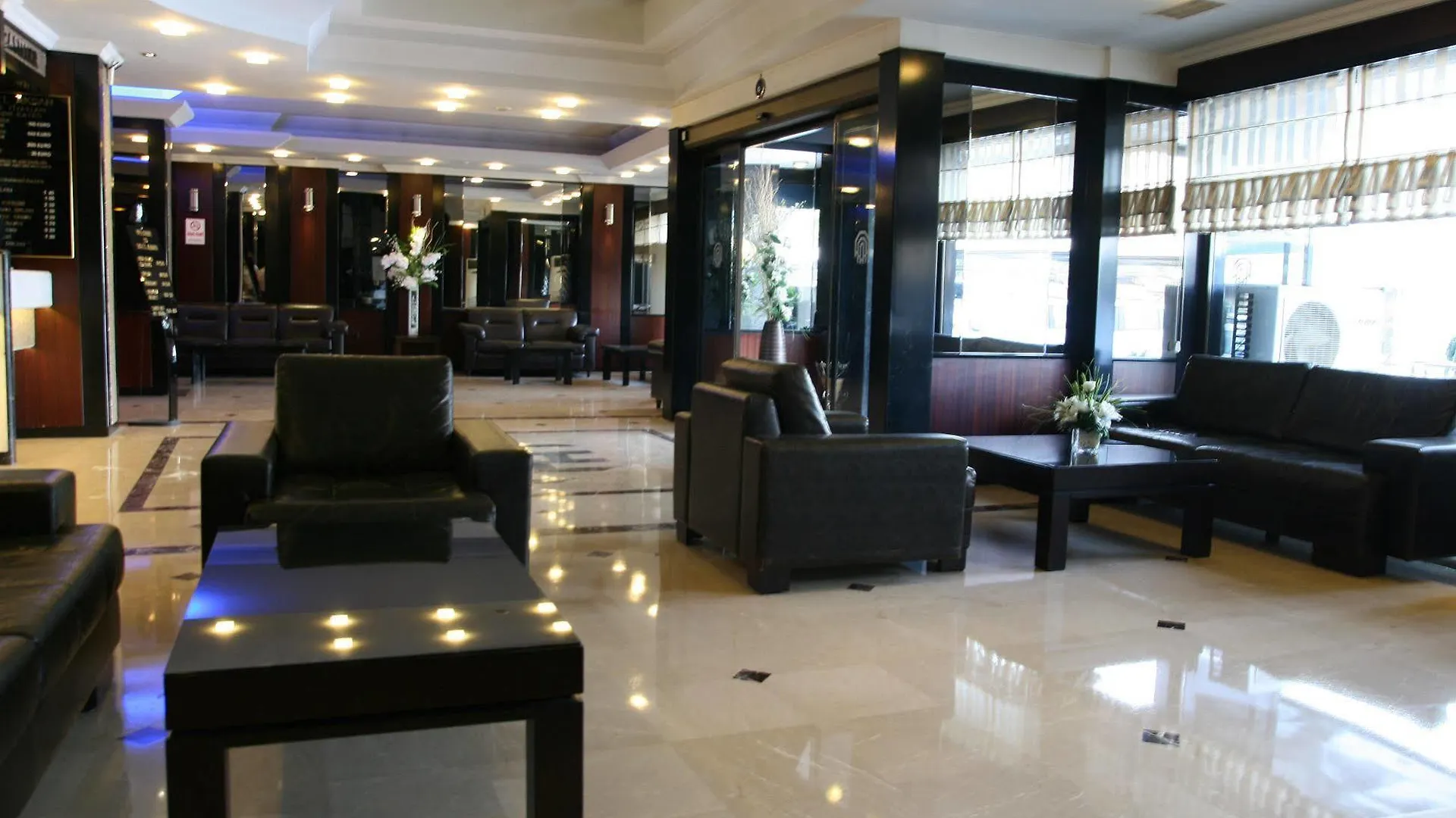 Aksan Hotel İzmir